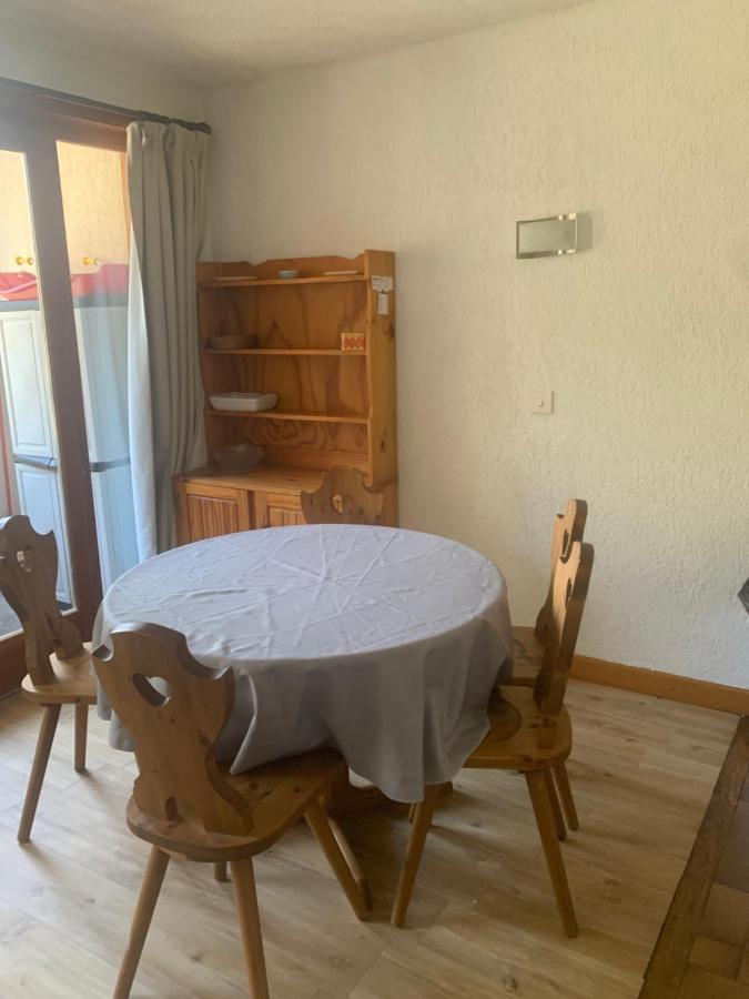 Appartement Avec Acces Piscine- Station- 4 Personnes Saint-Jean-d'Aulps Bagian luar foto